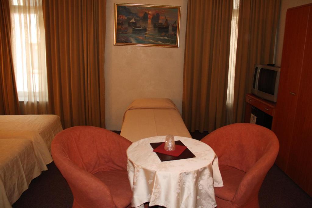 Auberge Gaglioti Luxembourg Bilik gambar